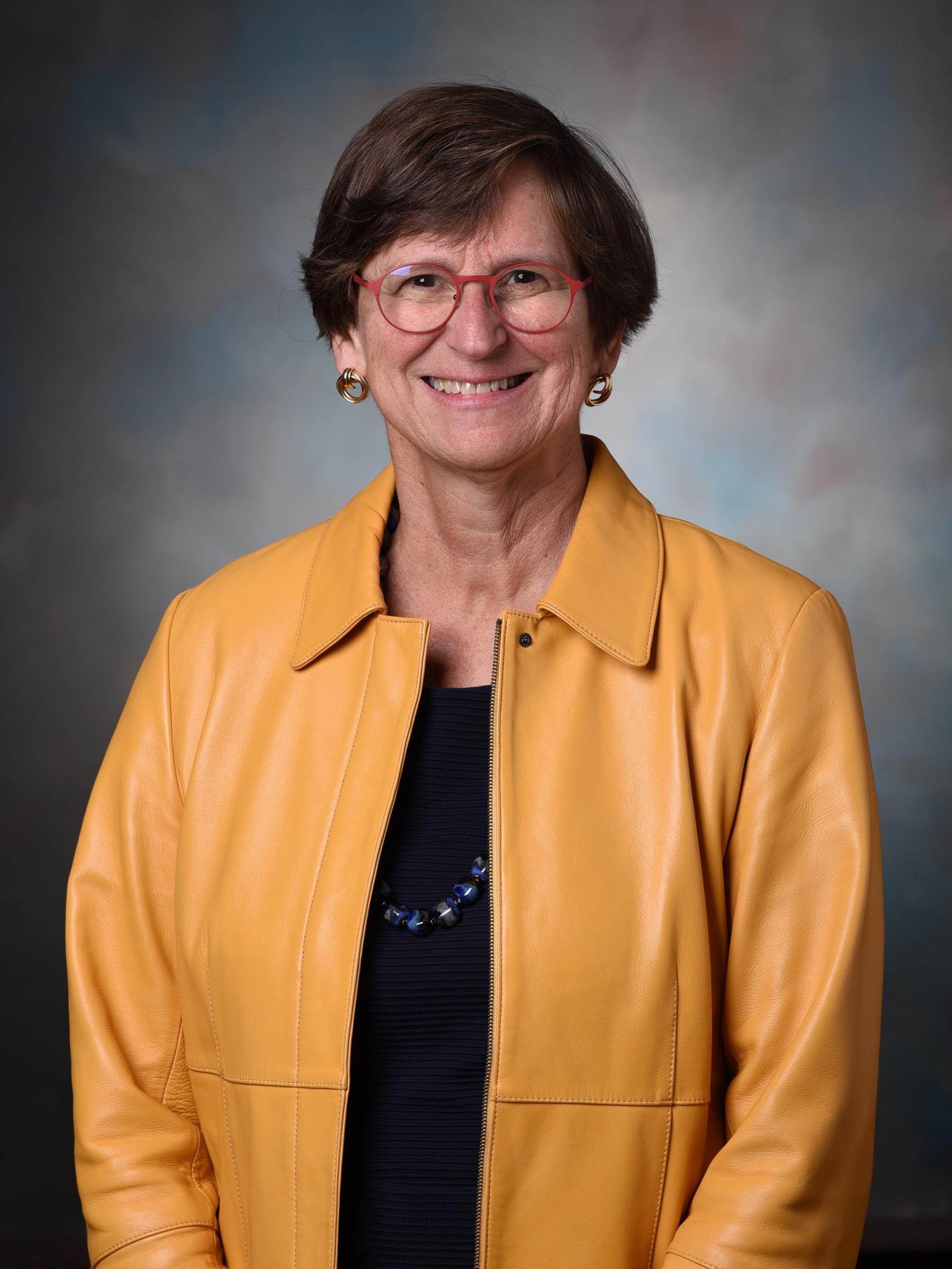 Headshot of Ann Crouter