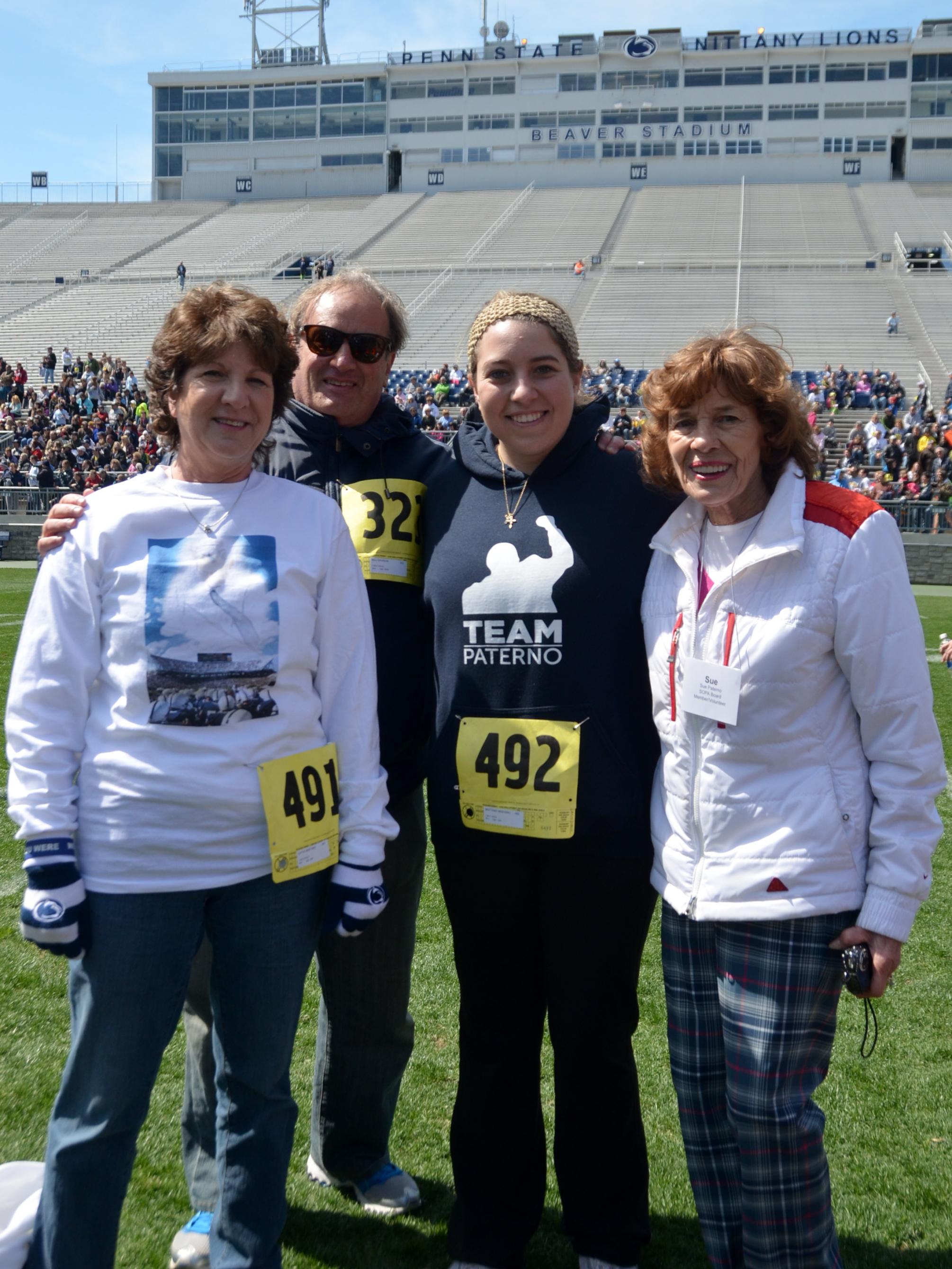 Sue Paterno with participants