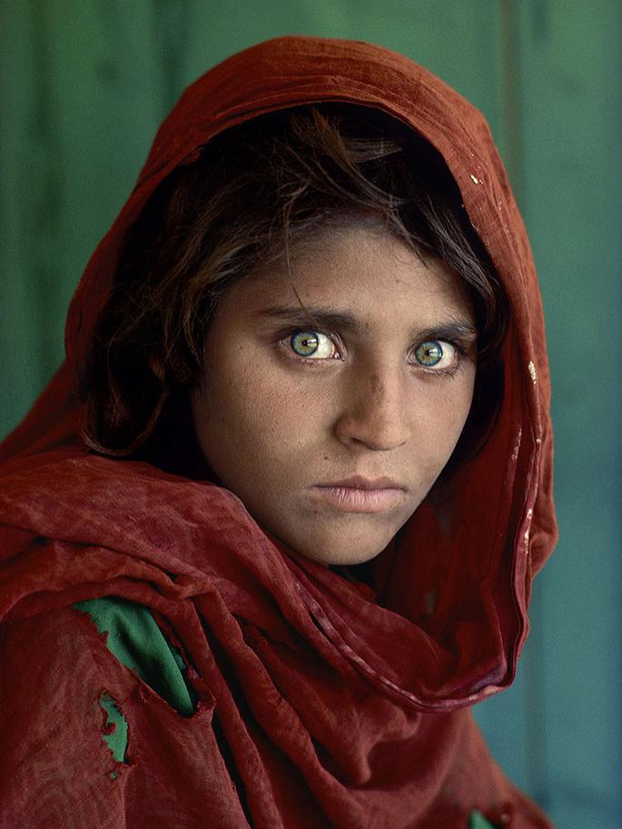Steve McCurry, "Sharbat Gula, Afghan Girl," Peshawar, Pakistan, 1984, pigment print. © Steve McCurry.