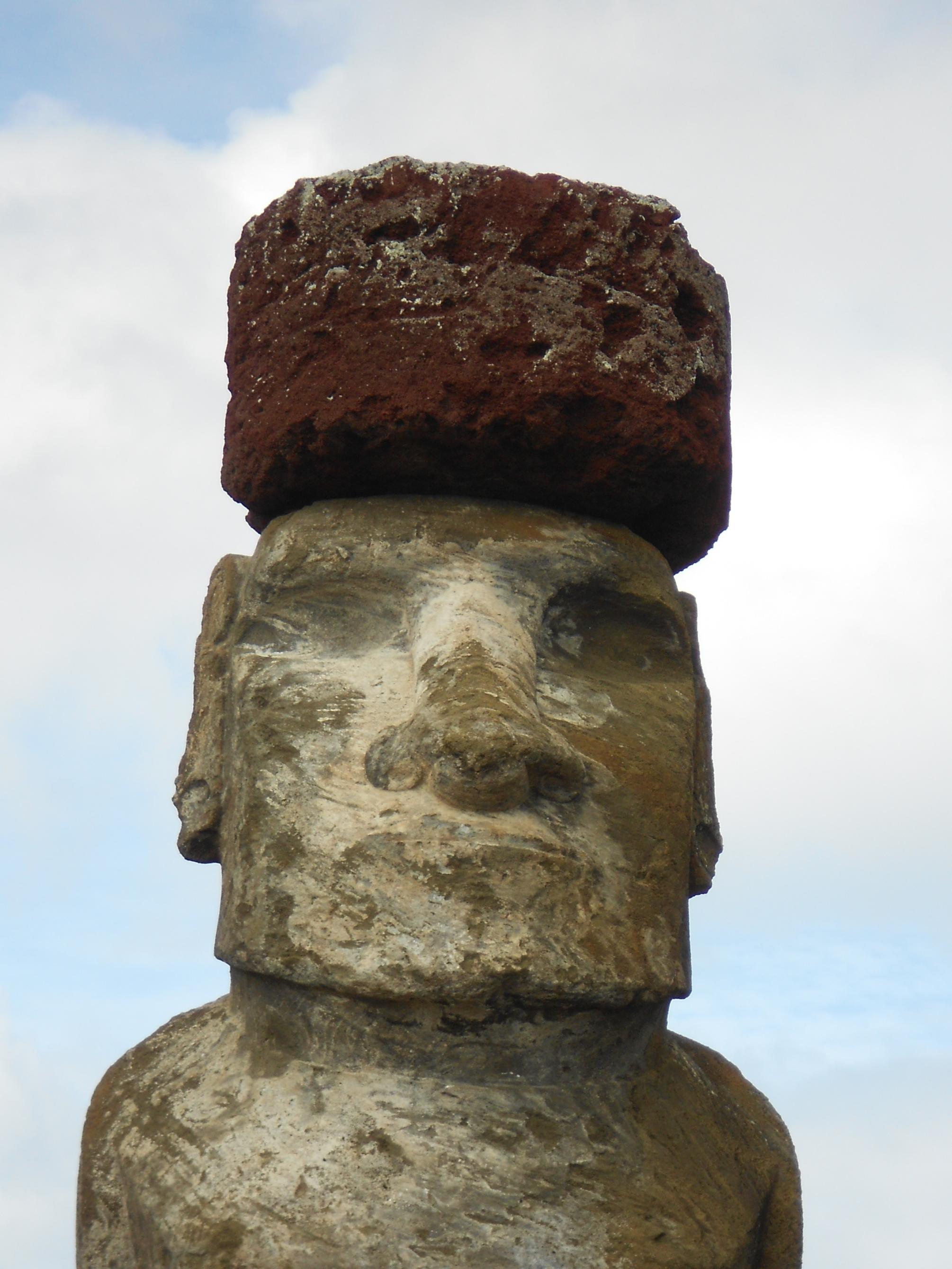 Tongariki closeup