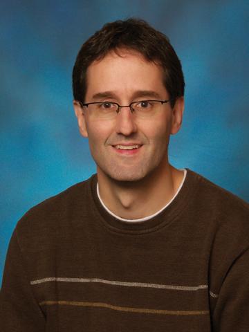 head shot of Bob Forrey