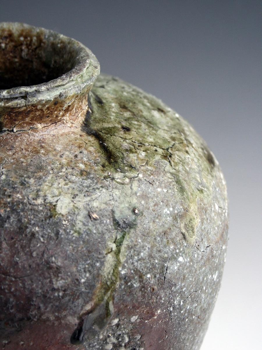 ceramic pot
