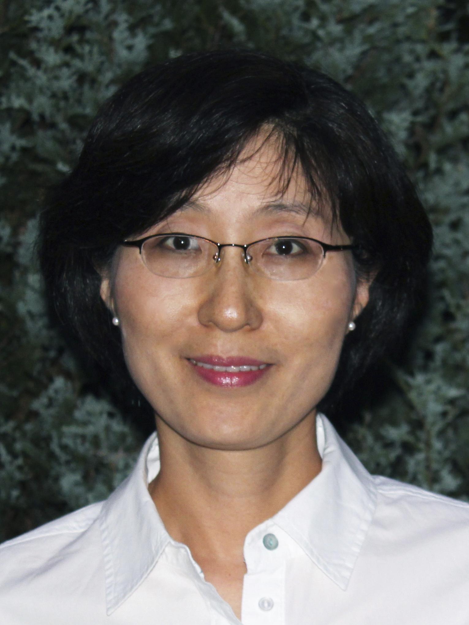 Sukyoung Lee