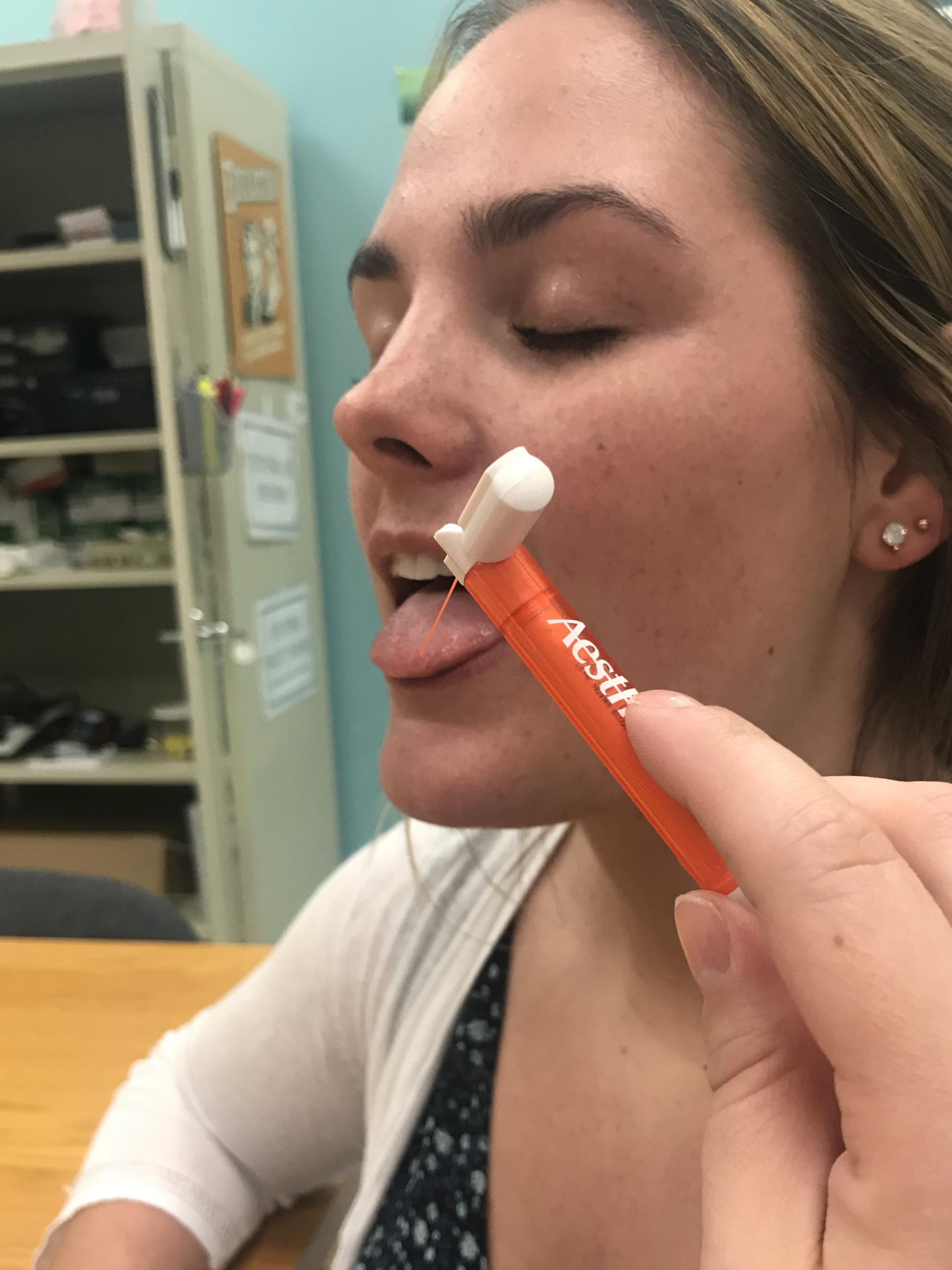 testing oral touch sensitivity