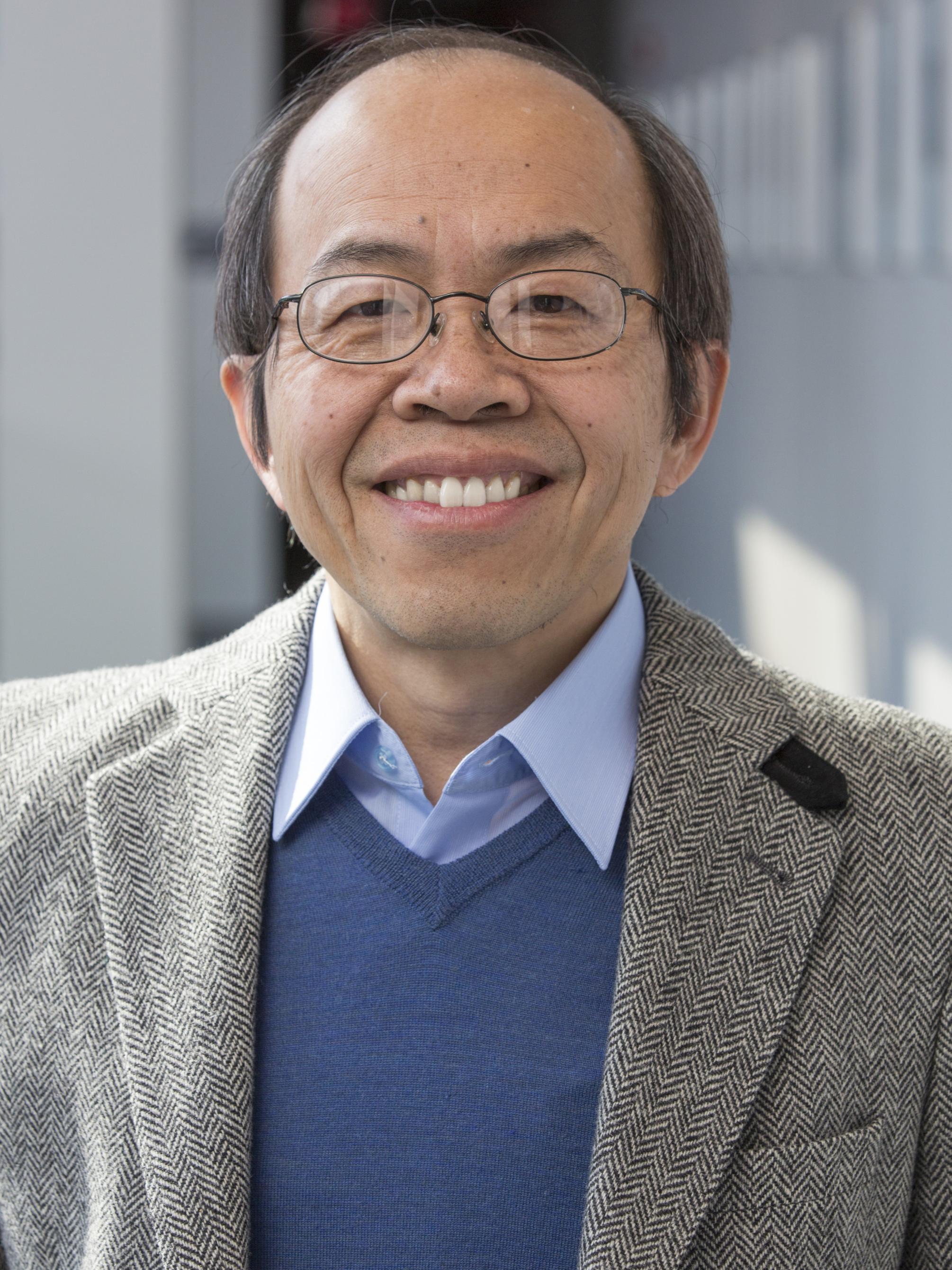 John Yen Awarded 2015 Graduate Faculty Teaching Award