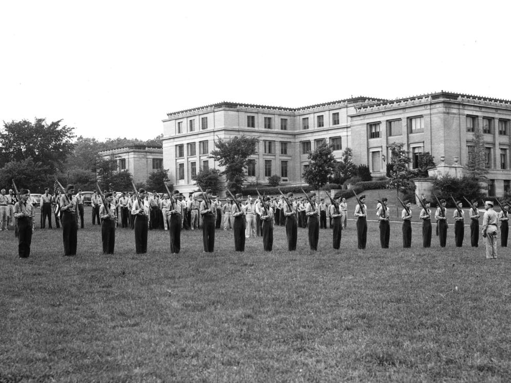 1947 Army ROTC drills Penn State