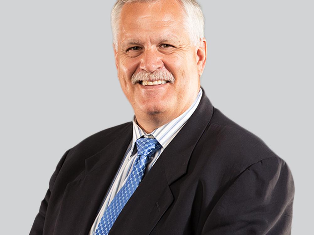 Matt Millen poses for picture 