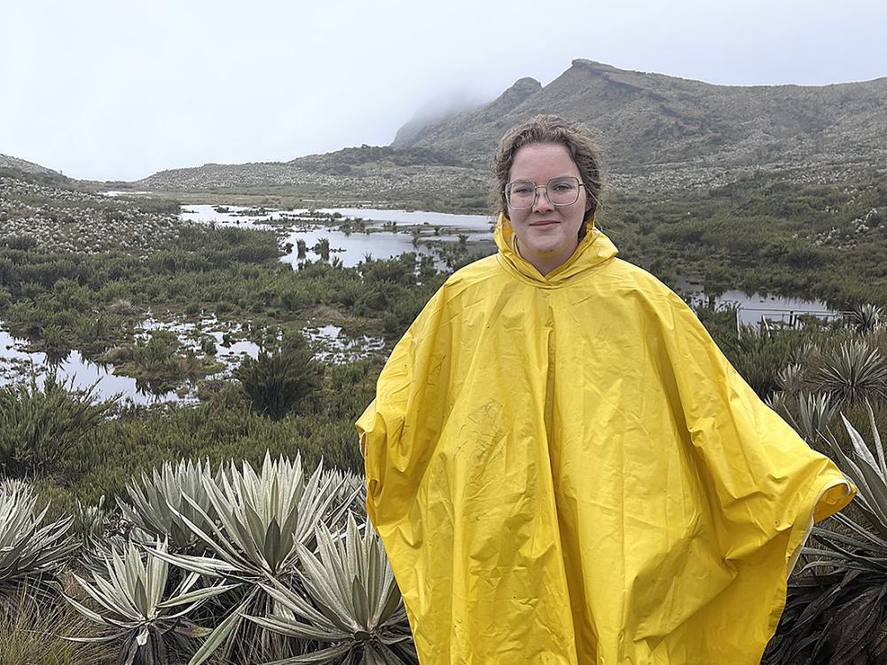 grad student in Paramos