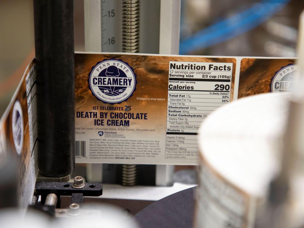 factory production of label for ice cream container