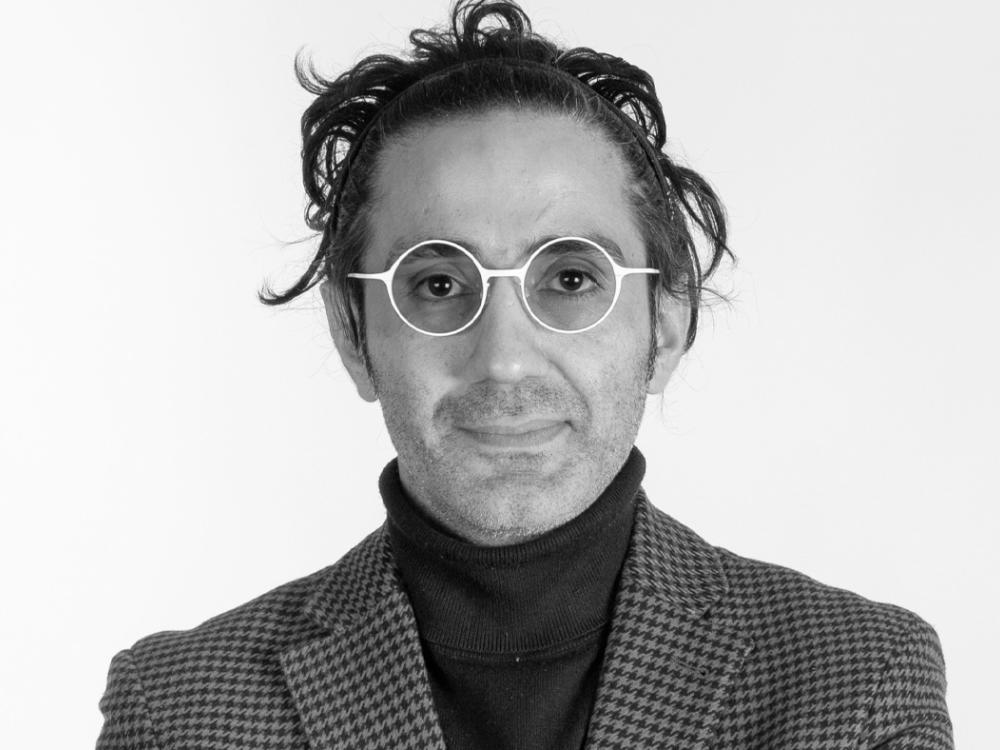 Black and white photo of Meisam Dadfarmay