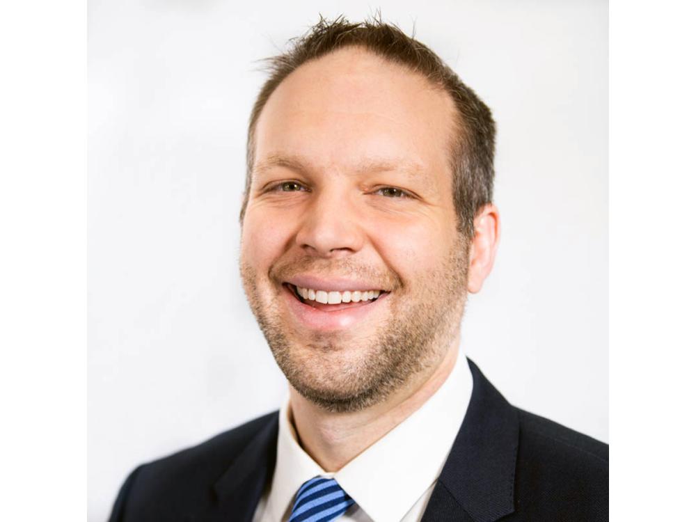 Head shot of Michael Nelson