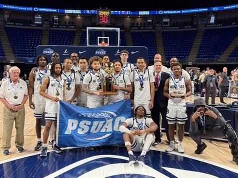 Winning Penn State Mont Alto Men's Basketball Team