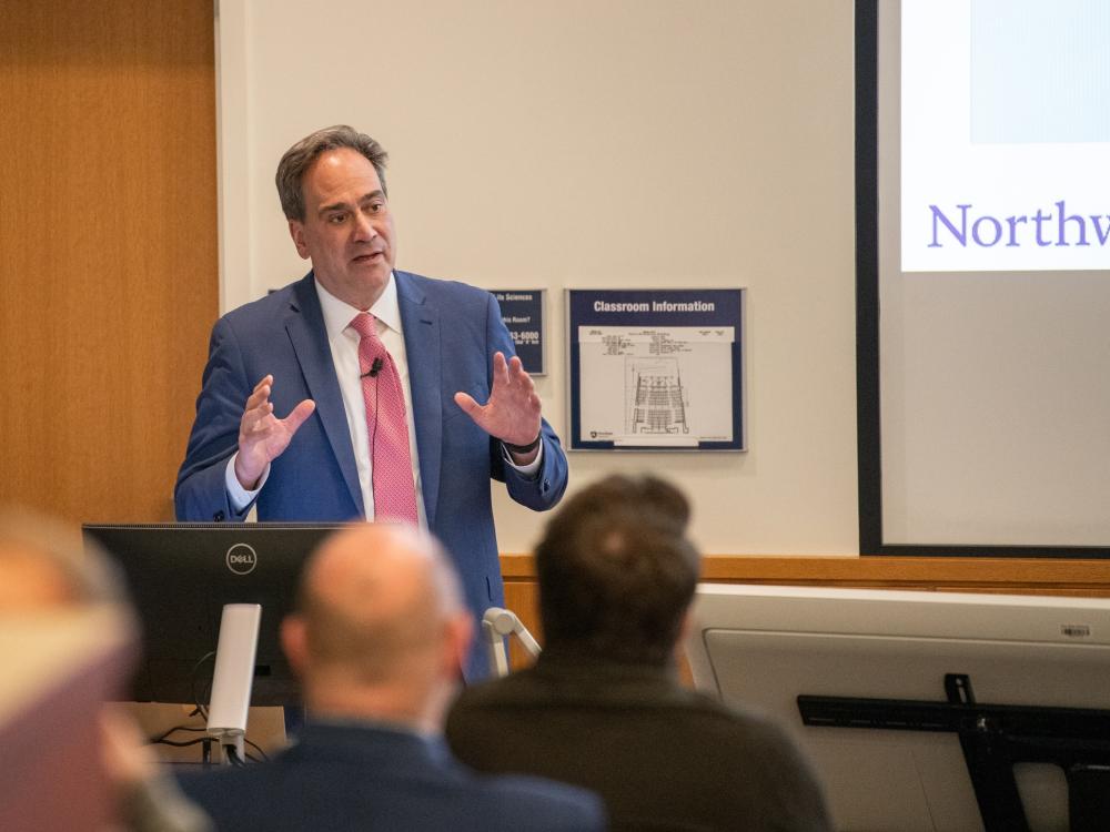Chad Mirkin speaking at the Harold Kohn Endowed Distinguished Chemistry Alumni lecture