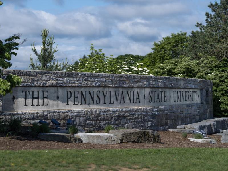 Stone sign that says The Pennsylvania State University 