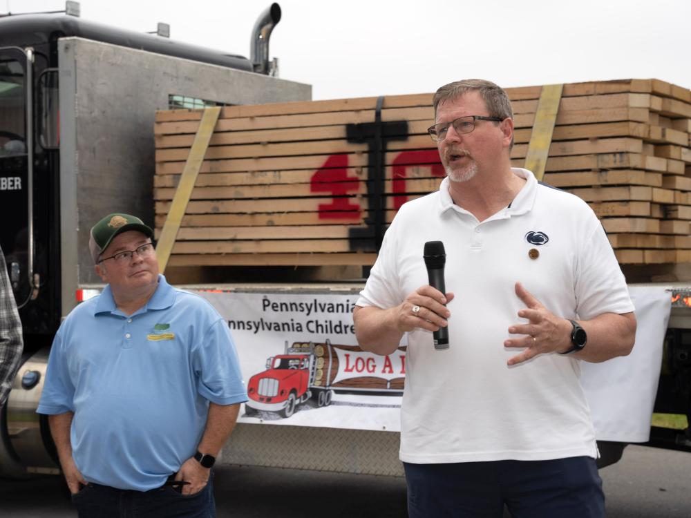 College of Ag Sciences Dean Troy Ott speaks to attendees at the 2025 Pa. Timber Show