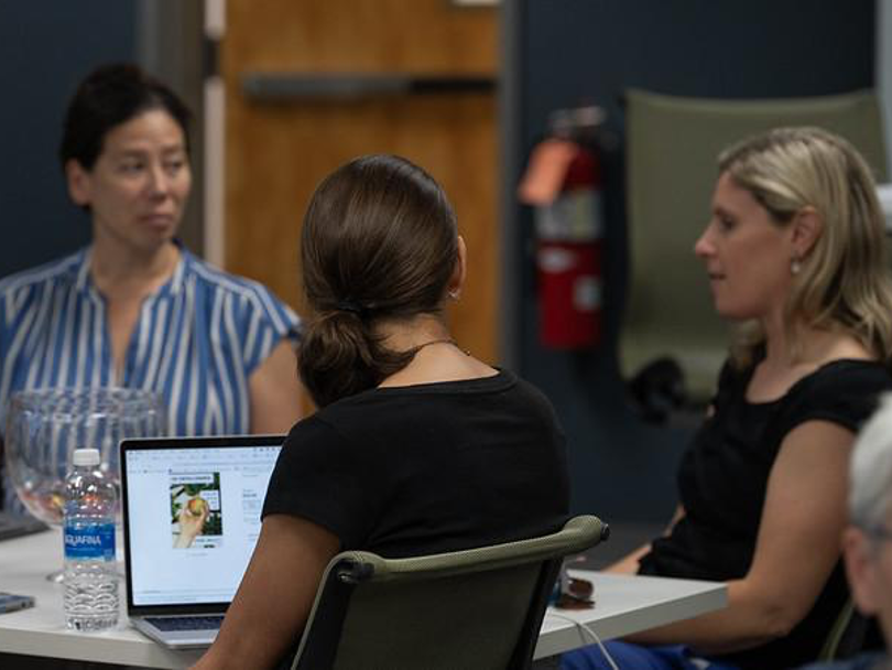 Penn State faculty and staff at a TLT workshop focused on AI in the classroom.