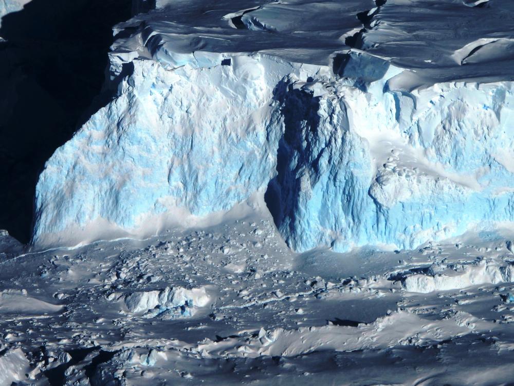 Aerial view of Thwaites Glacier