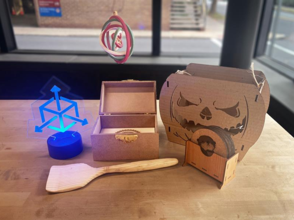 Samples of each of the Make and Take projects sit on a table