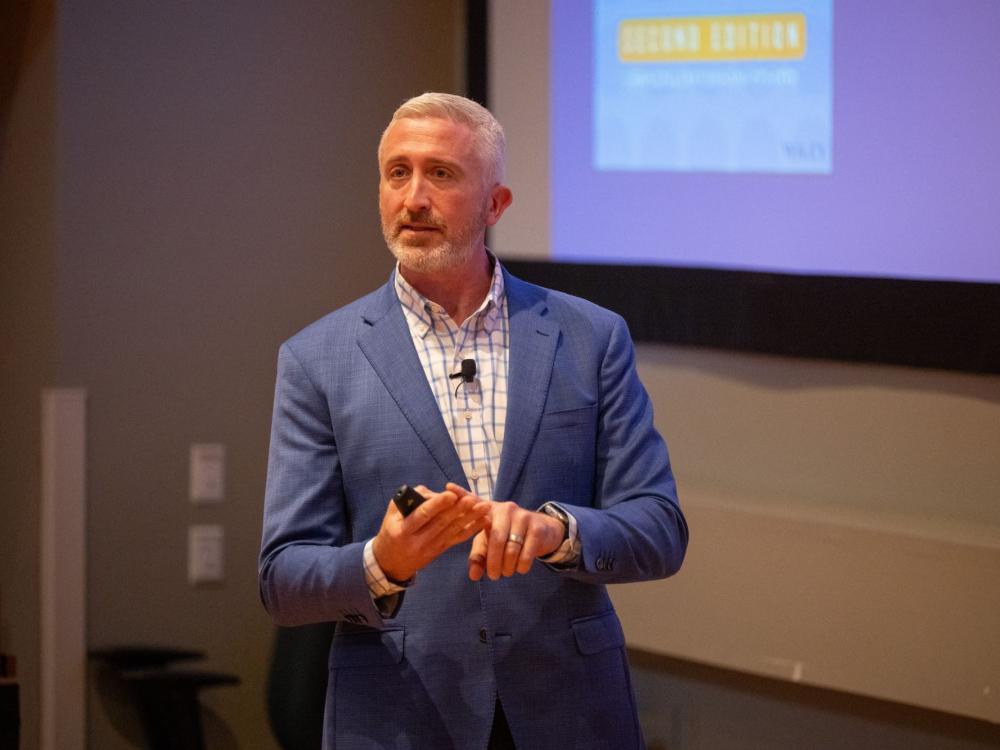 Penn State Behrend alumnus Dave Boyce gives the keynote address at the college's 2025 Fasenmyer Engineering Design Conference.
