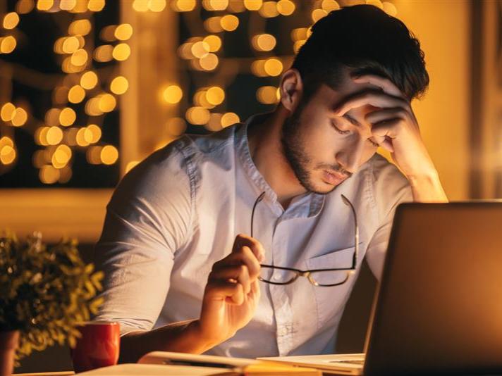 While the holiday season can be stressful, Penn State employees have access to tools through SupportLinc and Hinge Health to help manage stress and protect mental health and well-being this winter. 