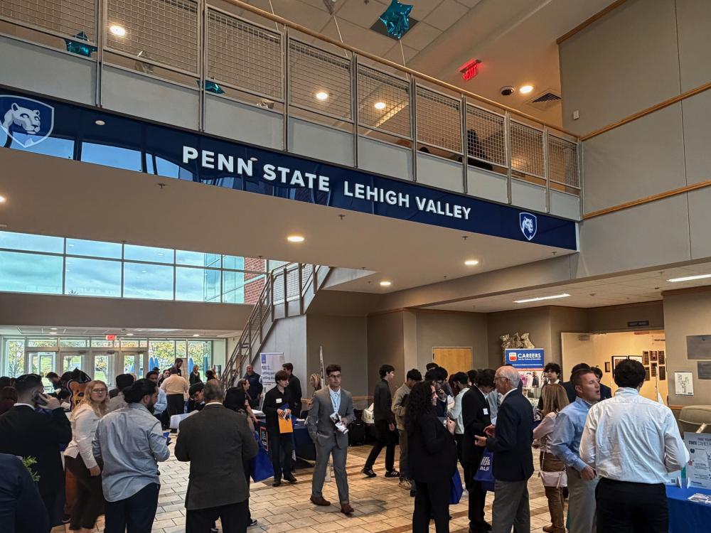 Center hallway of penn state lehigh valley with people standing around