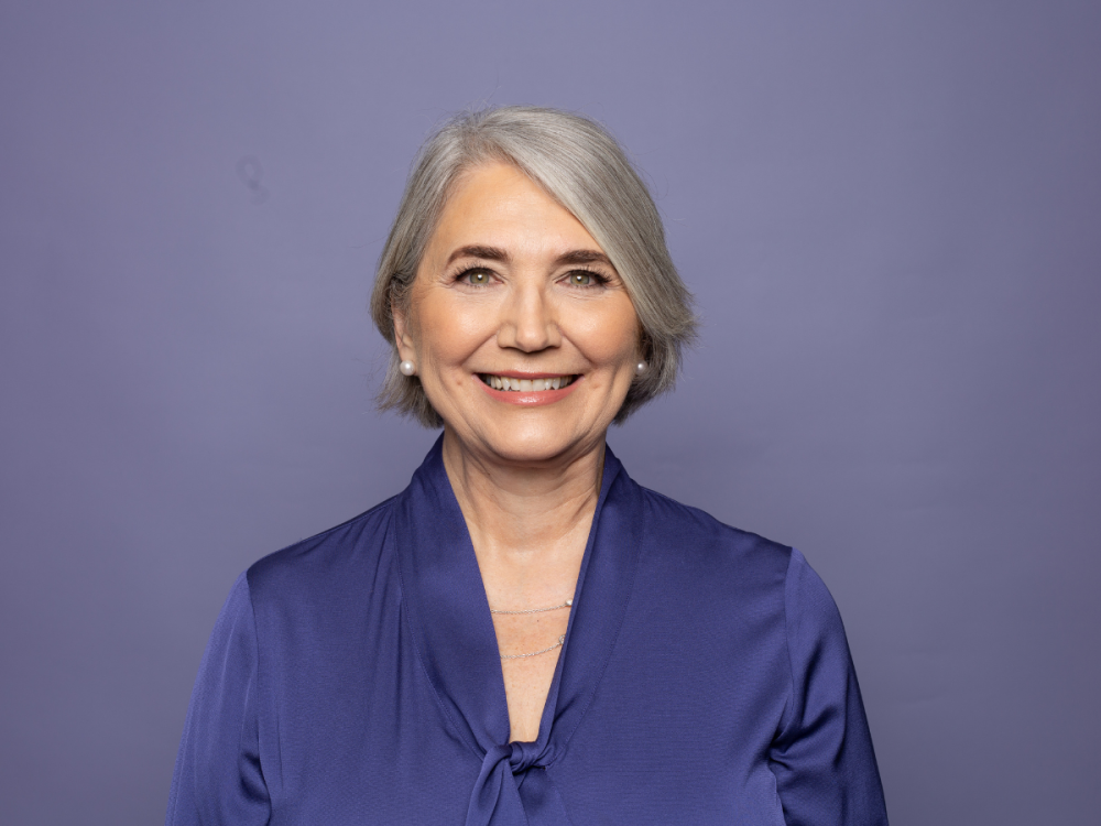 Headshot of Nancy Satur