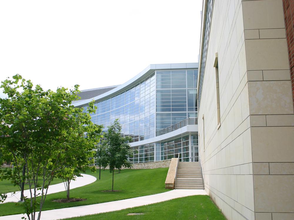 A photo of the front of the Business Building, viewed from Park Avenue