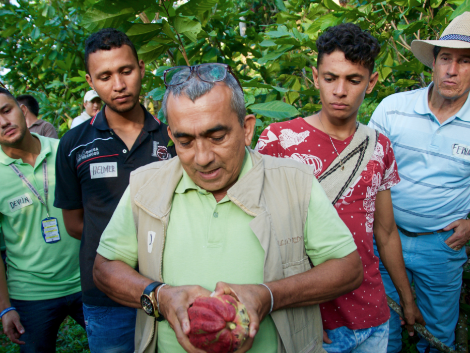 farmers watch demonstration
