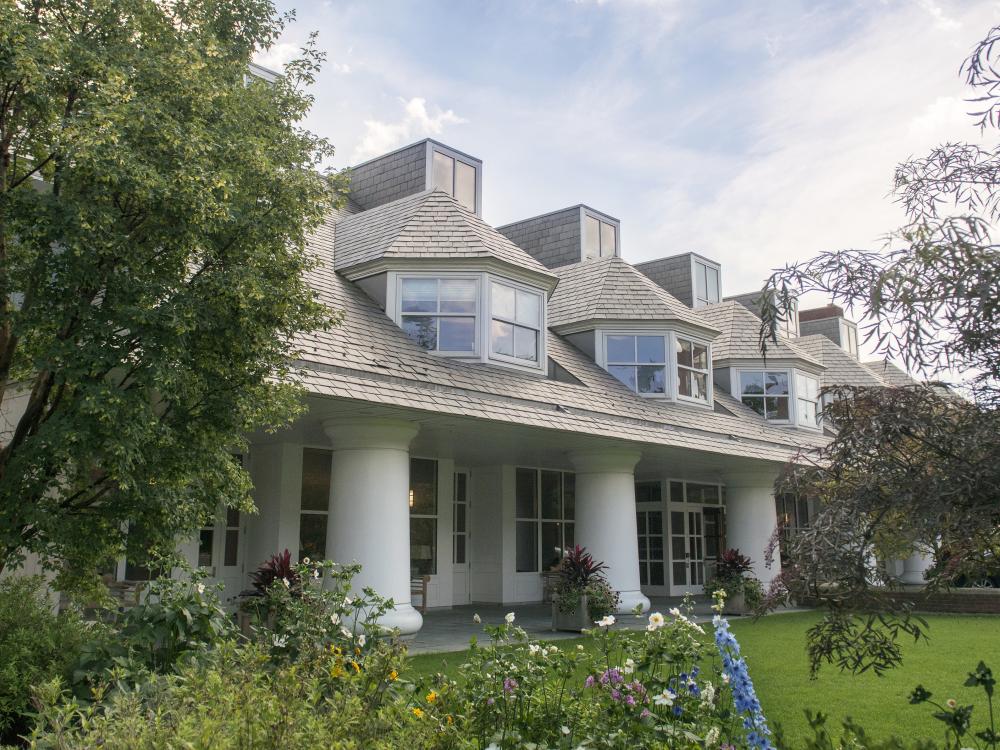 Hintz Alumni Center