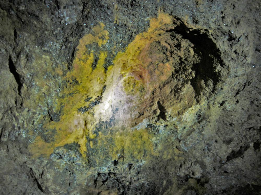 Ochre deposit in Clearwell Caves