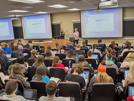 Judy Creuz talks to her audiology students