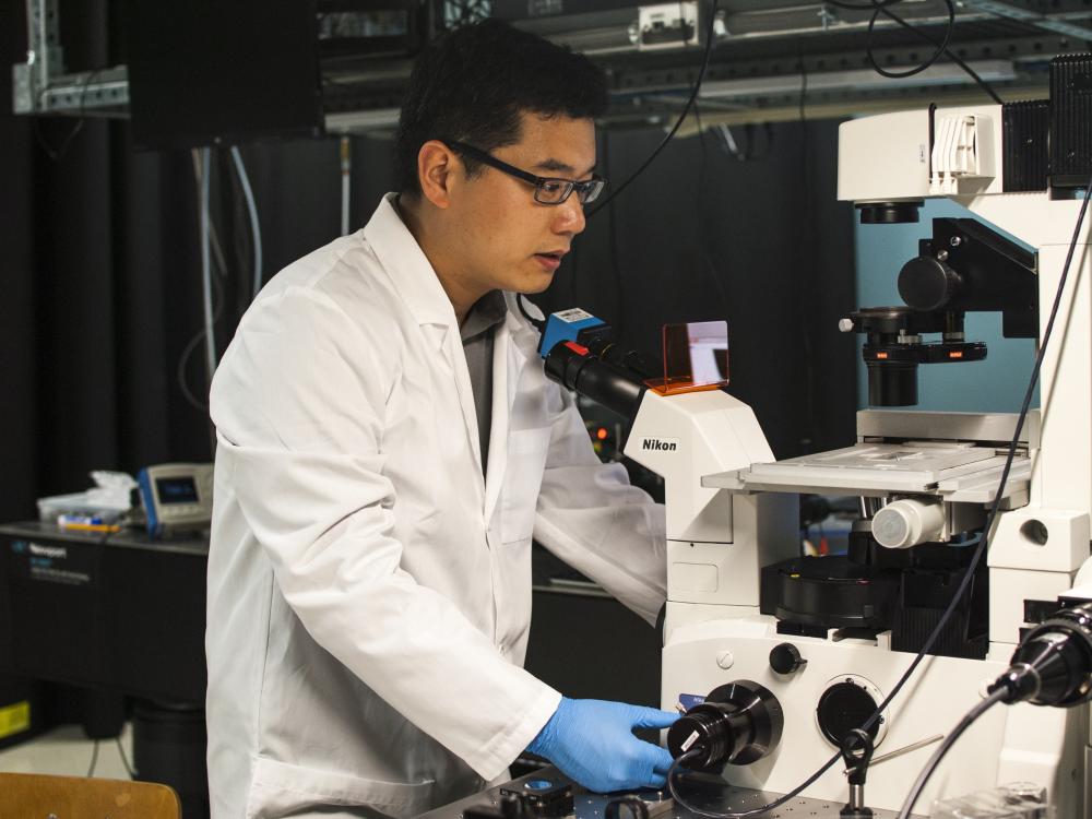 Engineering professor named one of five inaugural Moore Inventor ...