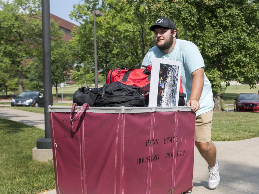 Collin Steinbacher moving in