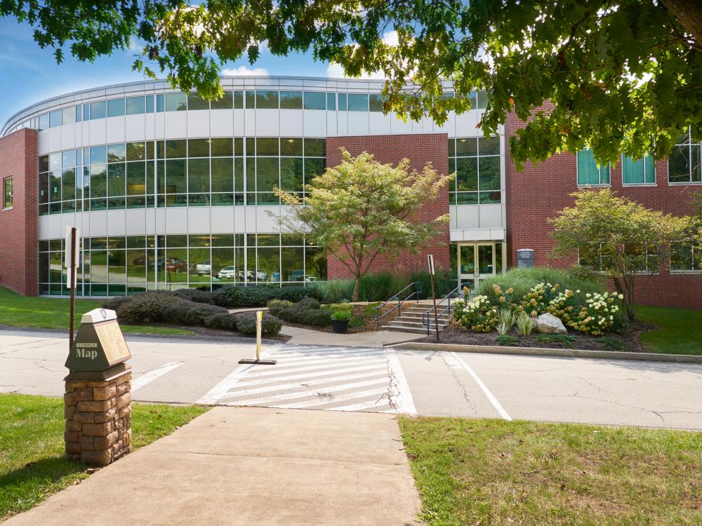 Image of Building that has a wall of windows. 