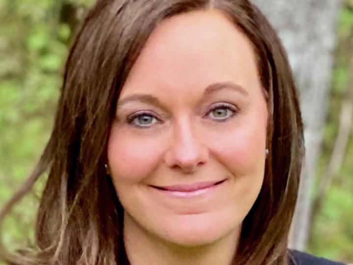 Kristin Sykes is assistant director of administrative and financial services in the Office of Physical Plant. 