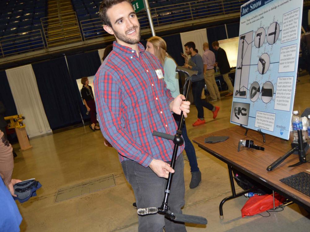 Student at fall 2015 Engineering Design Showcase