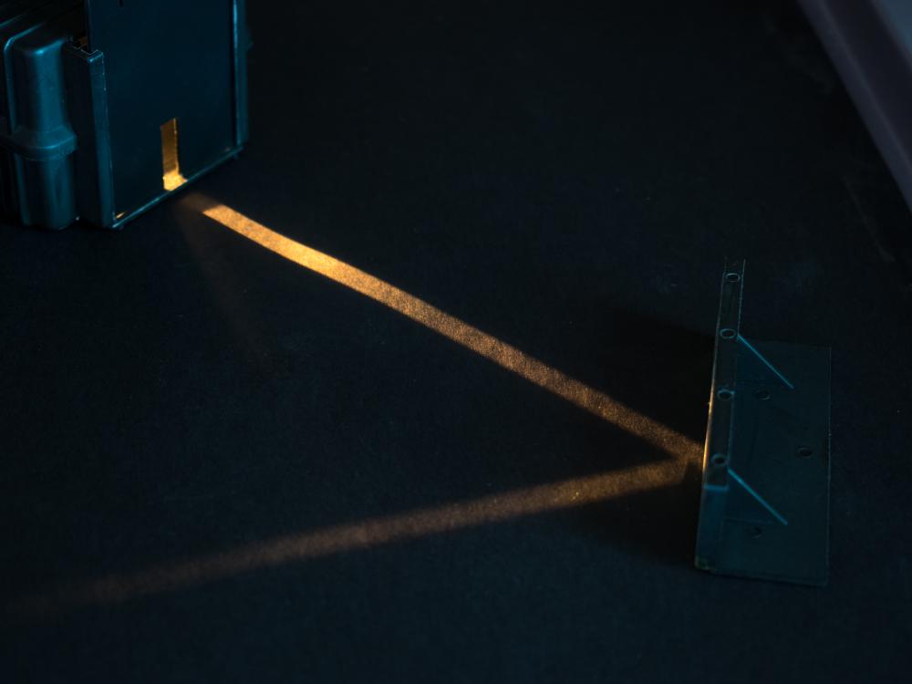 image of light bouncing off objects