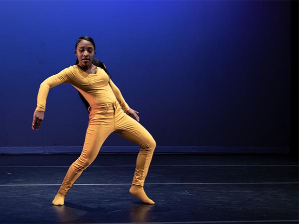 Ivyside Dance Ensemble dancer