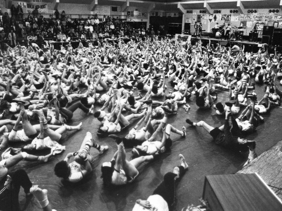 Dancers at THON in 1980, White Building