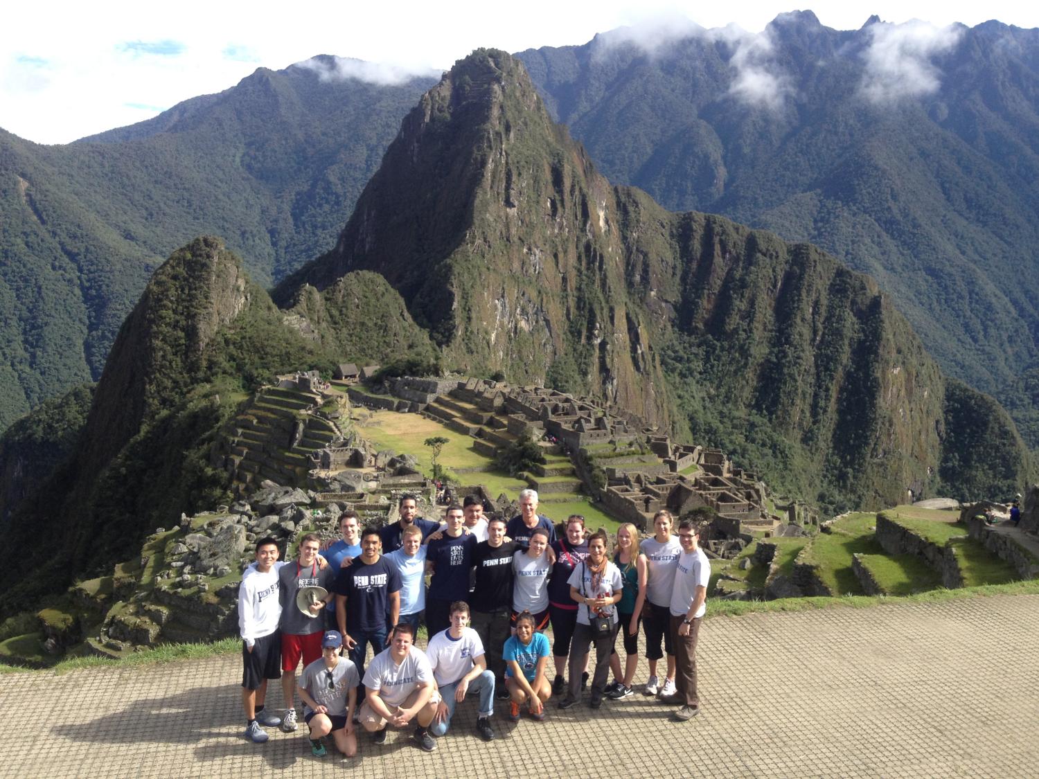 students studying abroad in Peru