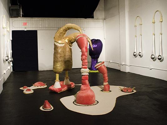 inti.mate Sidney Mullis