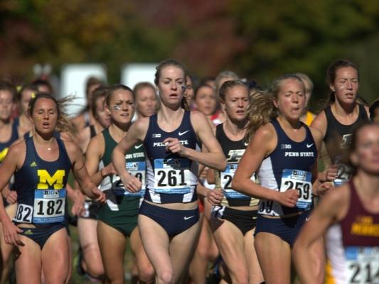 Women's team running