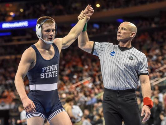 Referee declares Penn State wrestler a winner