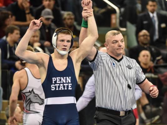 Referee declares Penn State wrestler a winner