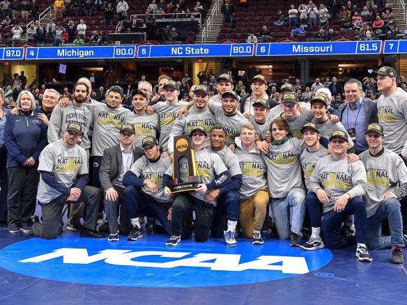 Wrestling team poses for group photo