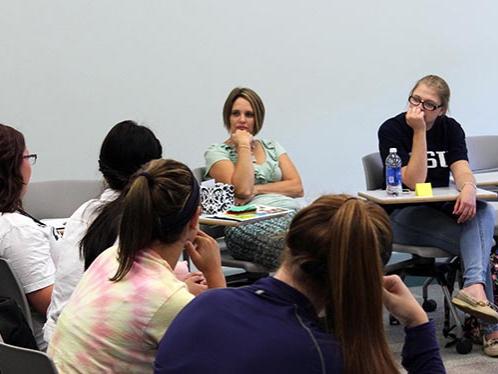 Kendra Sites, Penn State Mont Alto Academic Support Center leads a First-year Seminar discussion group.