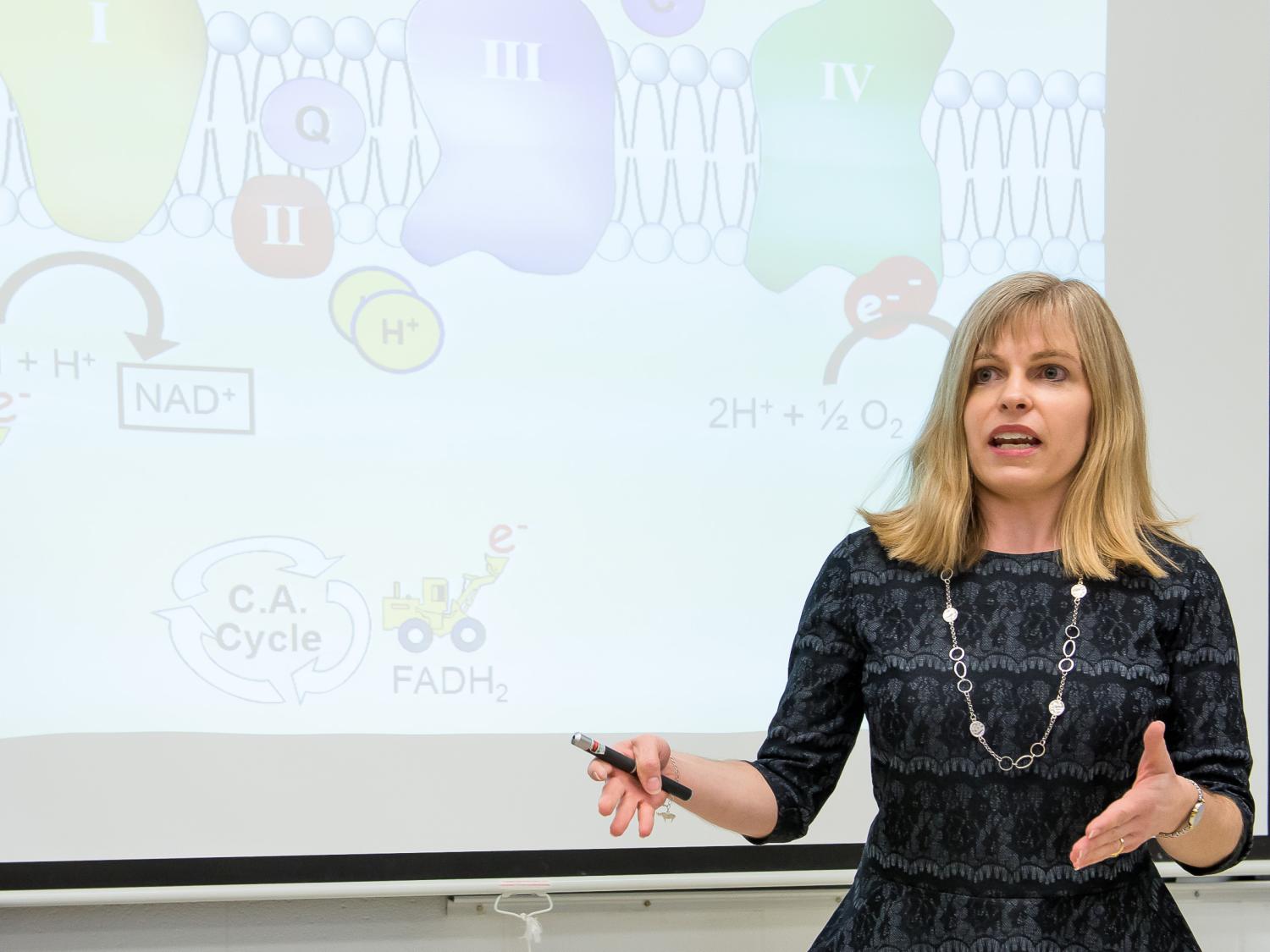 Cassandra Miller-Butterworth teaching her biology classe at Penn State Beaver.