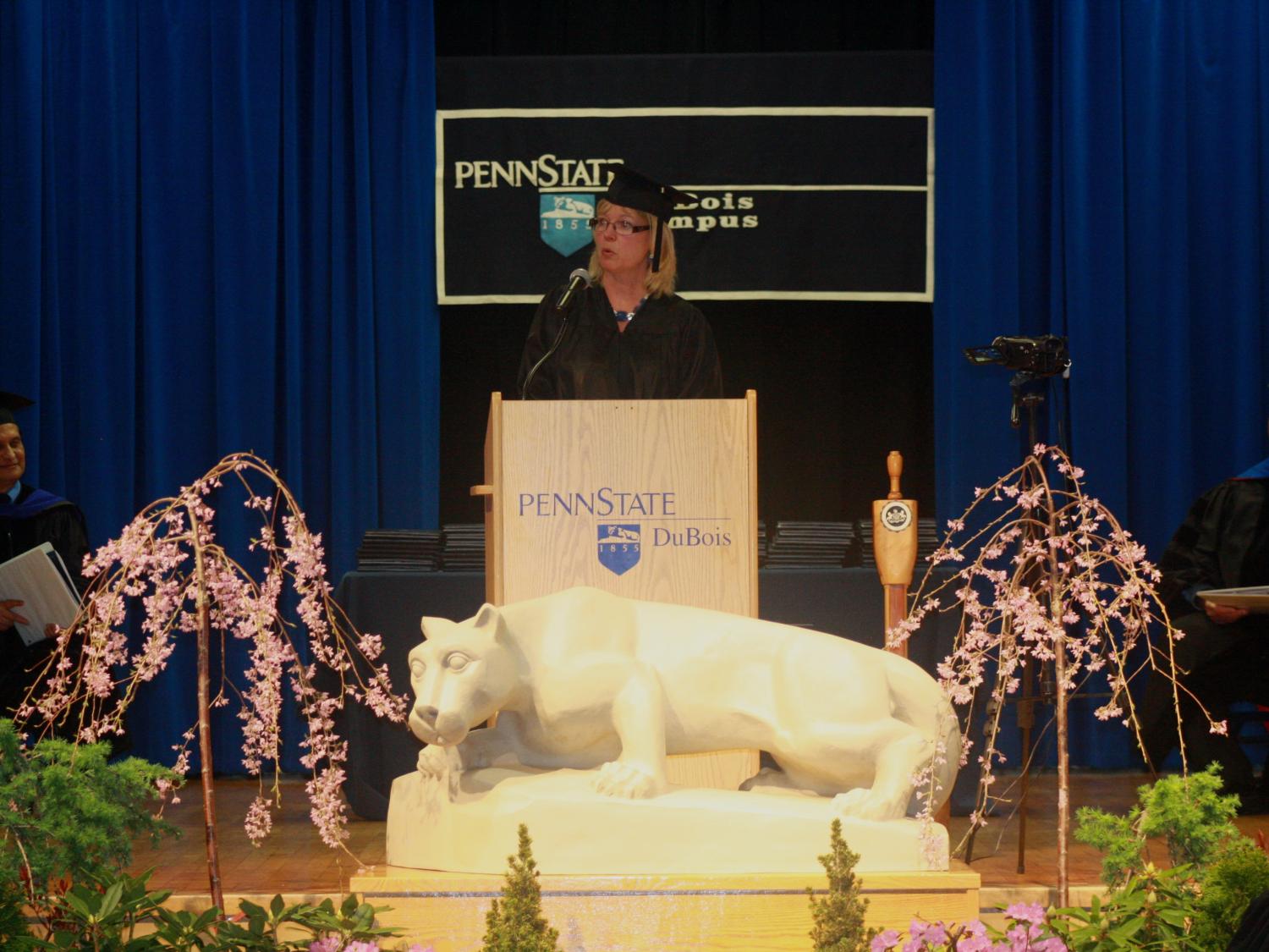 Chrtistine Beretsel delivers the commencement address. 
