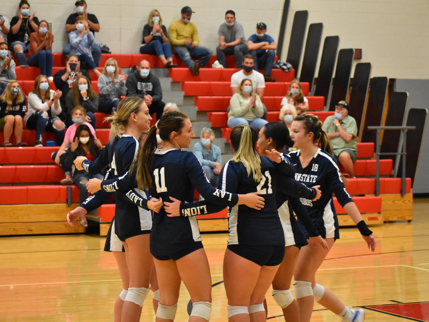 DuBois Volleyball On Court