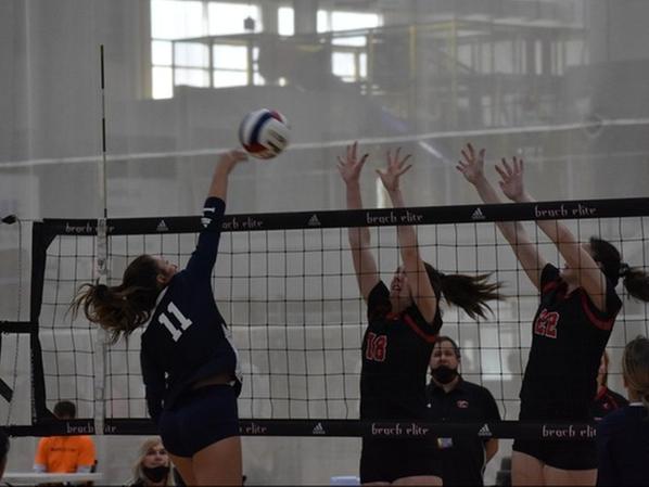 DuBois volleyball in the USCAA Championships
